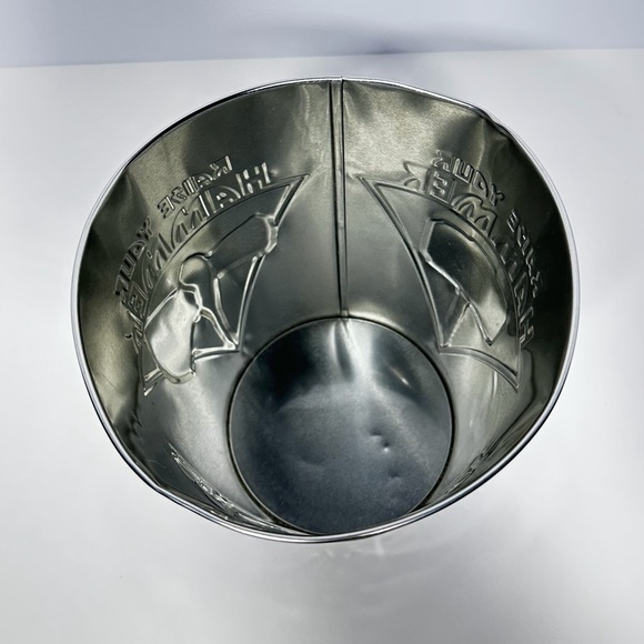 Thor: Love and Thunder Movie Theatre Exclusive Metal Popcorn Bucket - Picture 5 of 6